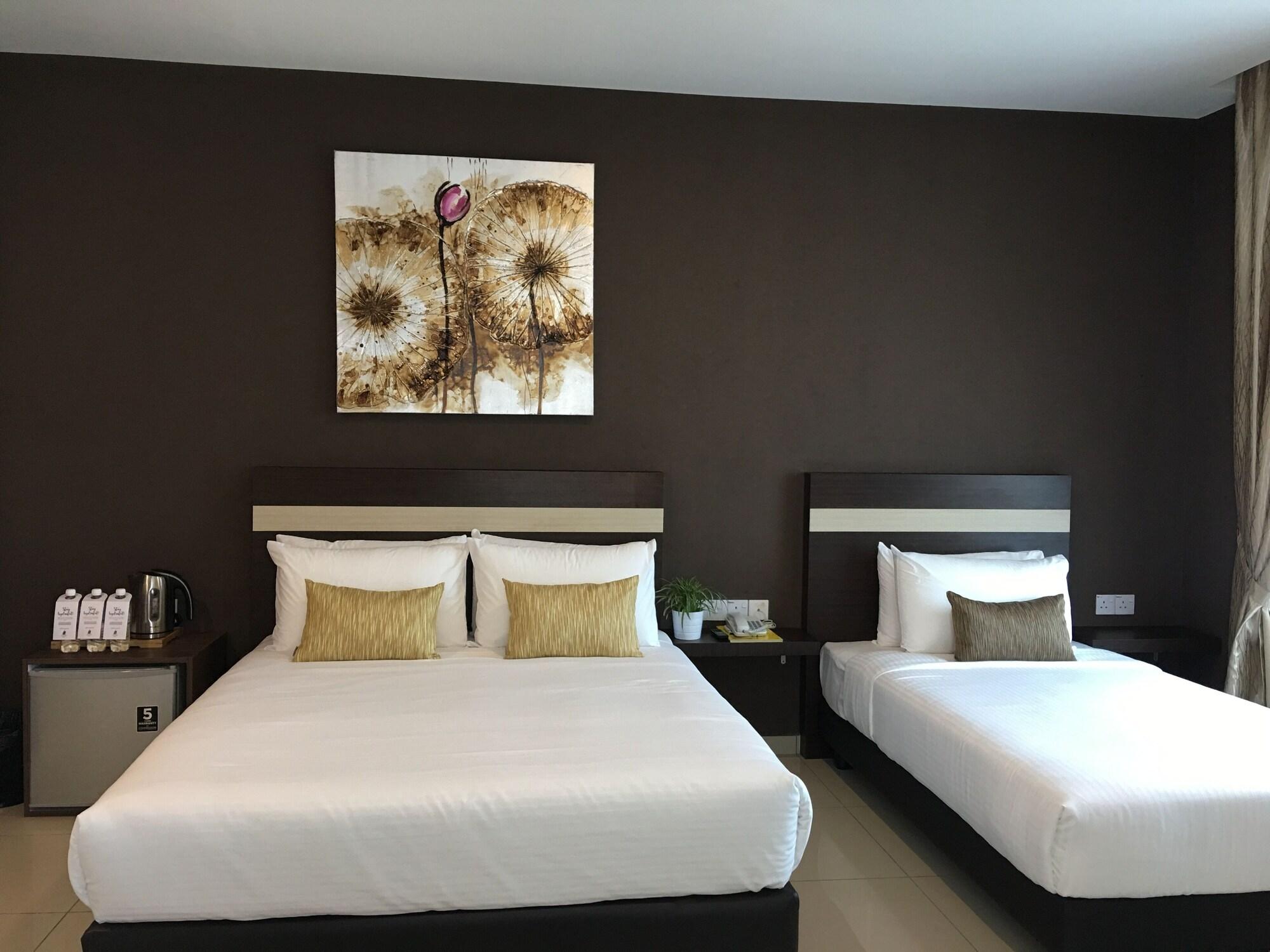 Chemara Boutique Hotel Miri Eksteriør bilde